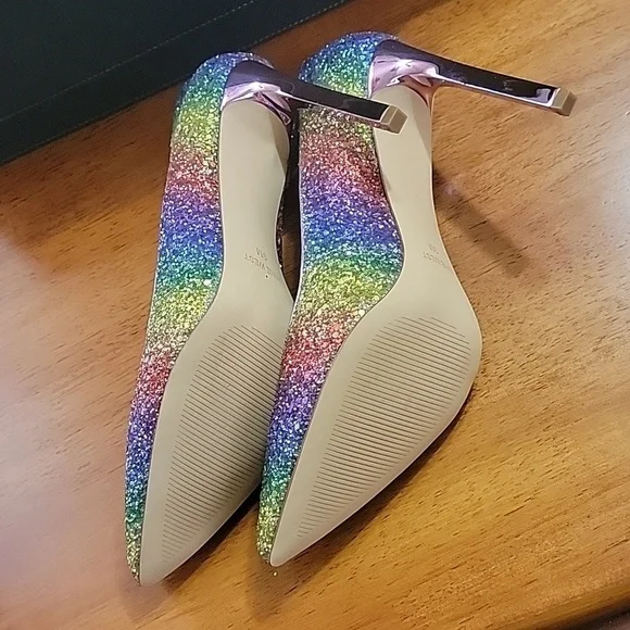 Nine West Tatiana Pointy Pumps - Picture 6 of 6